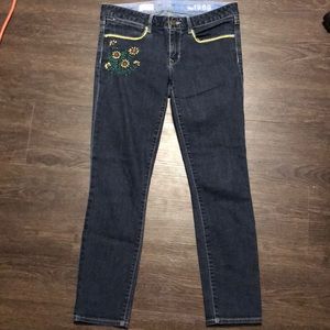 Gap 1969 Always Skinny Jeans, sunflower embroidery